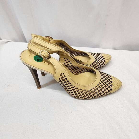 Poppy Size 5.5 Women's Leather Vintage Perforated Slingback Pointed Toe Pump Hee - Picture 3 of 11